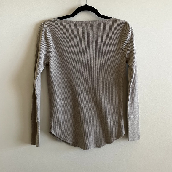 Hatch Ribbed Nursing Henley - Picture 2 of 6